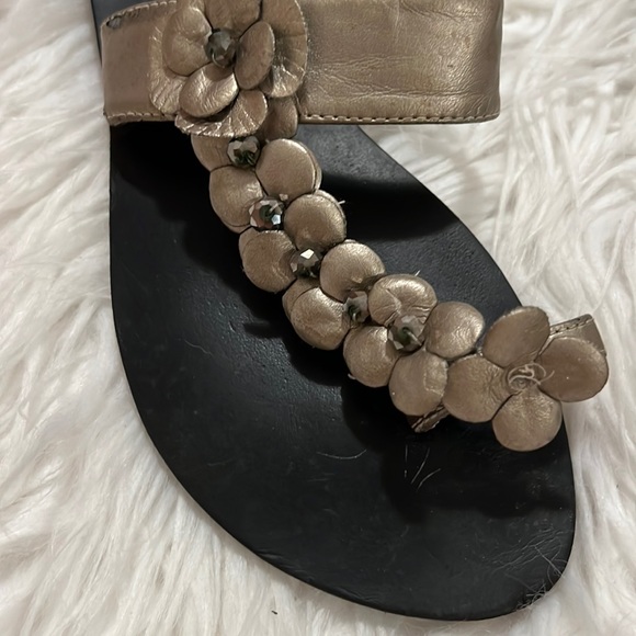 Bronze/Black Sandals - Picture 3 of 6